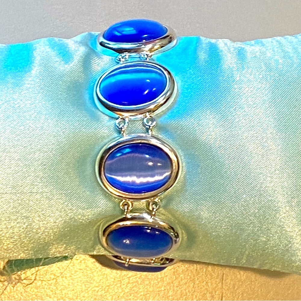 Blue Tigers eye bracelet
